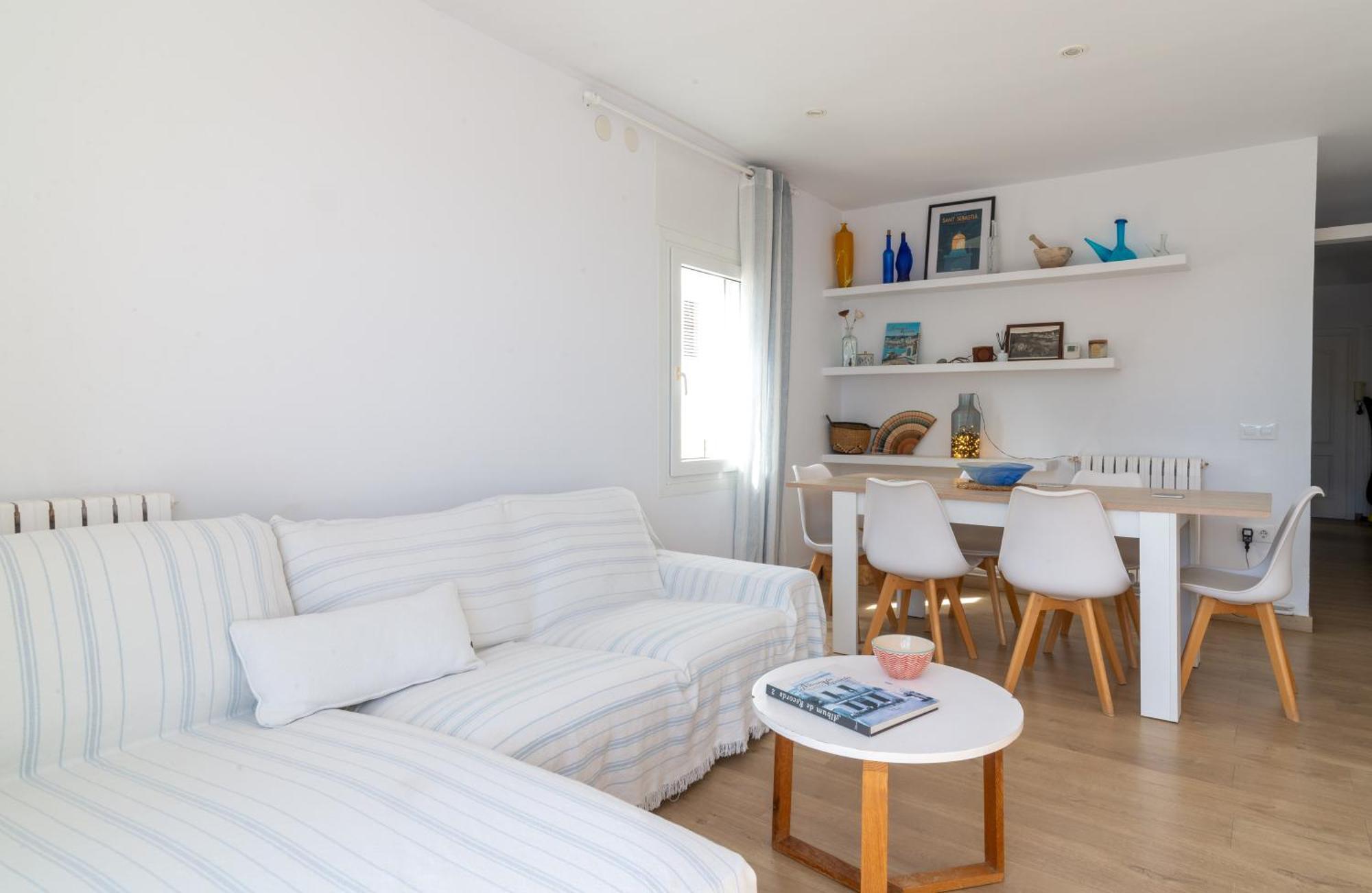 Precioso Apartamento En Primera Linea De Mar En Калелья-де-Палафружель Экстерьер фото
